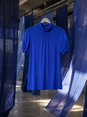 New Directions Cobalt Blue Mock Neck Top Women's Petite Medium NWT